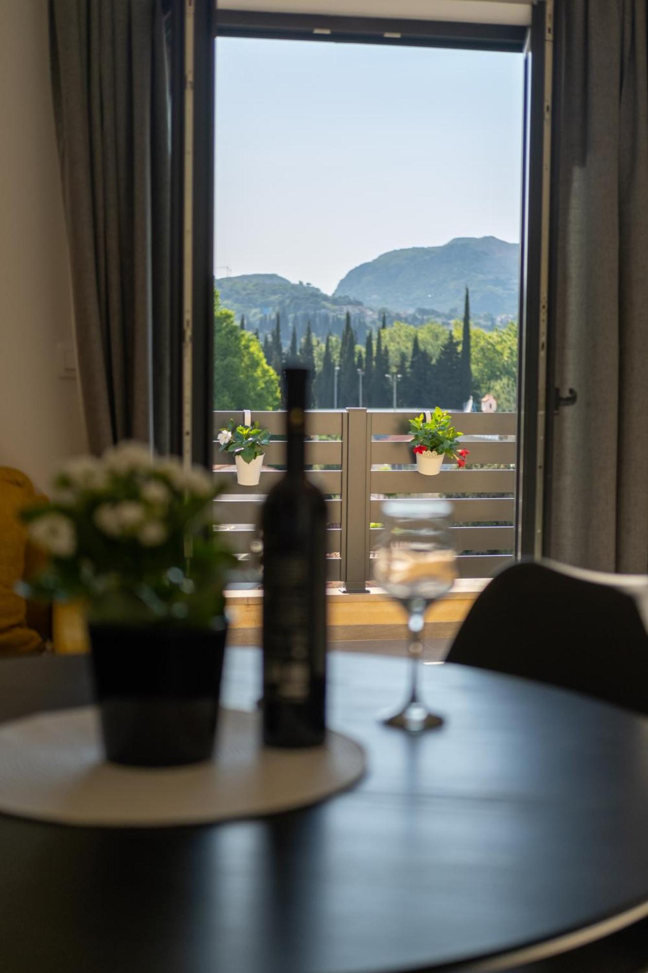 Harmony-Two Bedroom Apartment Appartamento Mlini